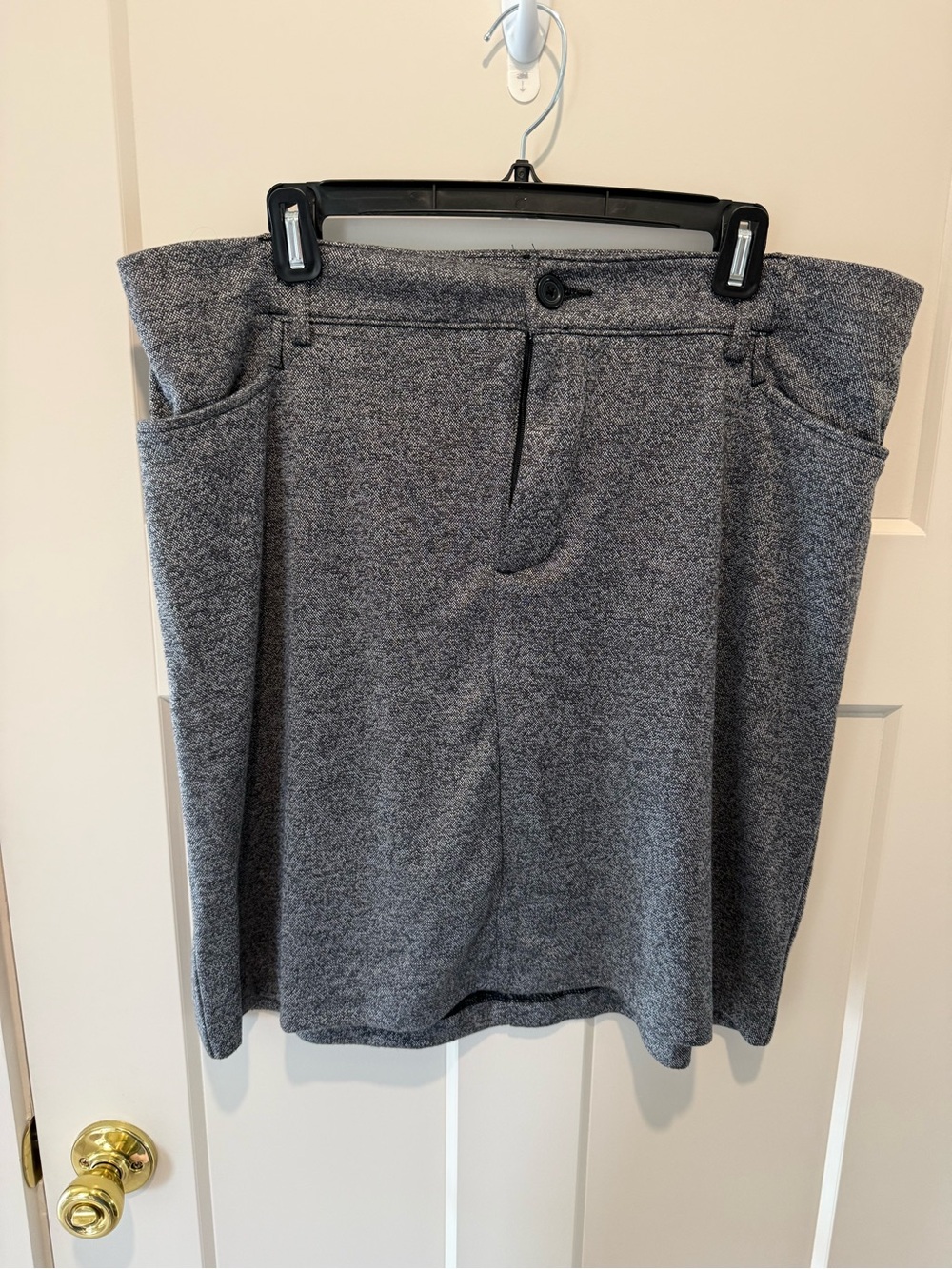 Lee Heather Gray Pencil Skirt with Pockets